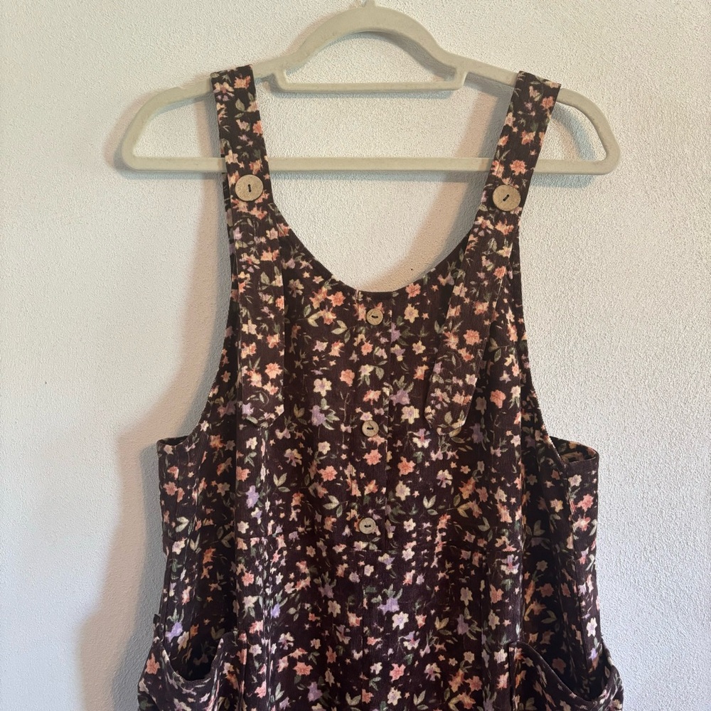 vestique Floral Brown and Pink Sleeveless Jumpsuit - Picture 4 of 8